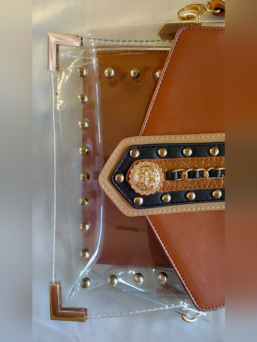 𝐂𝐎𝐆𝐍𝐀𝐂 & 𝐆𝐎𝐋𝐃 𝐋𝐢𝐨𝐧 𝐇𝐞𝐚𝐝 𝐂𝐥𝐞𝐚𝐫 𝐂𝐫𝐨𝐬𝐬𝐛𝐨𝐝𝐲 - Picture 3 of 13